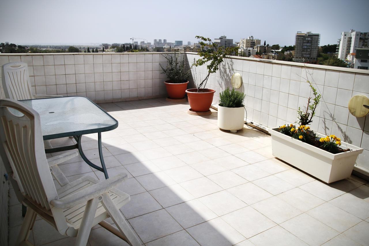 Herzelia Rooftop Special 2 Room Apartment 外观 照片