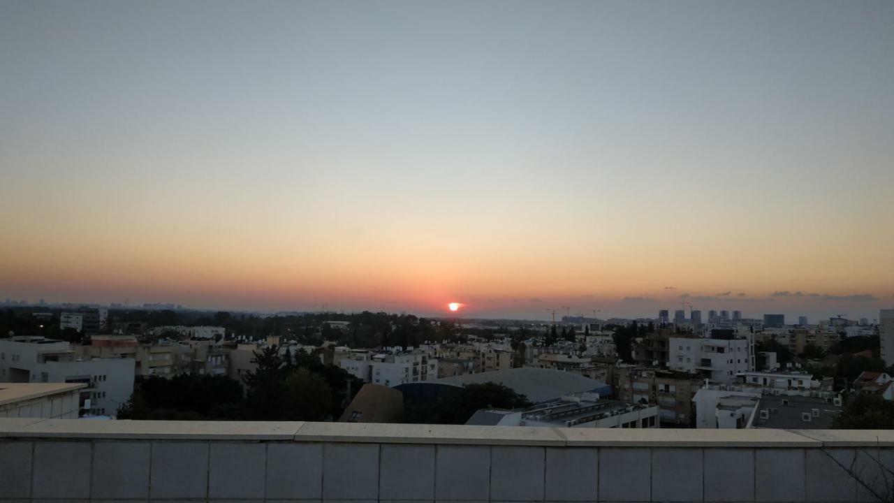 Herzelia Rooftop Special 2 Room Apartment 外观 照片